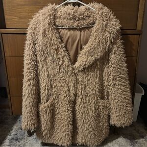 DAVI & DANI Plush Tan Teddy Jacket